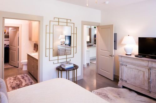 7518 Eastern Ave, Dallas TX  75209-5104 exterior