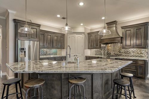 12122 Hawthorne Dr, Montgomery TX 77356-5449 exterior