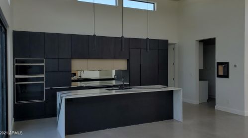 4214 41 St, Phoenix AZ 85032-6711 exterior