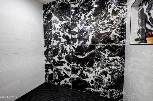 13845 41st Ave, Phoenix AZ  85053-5352 exterior