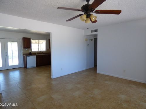 18020 31st Ave, Phoenix AZ  85053-1701 exterior