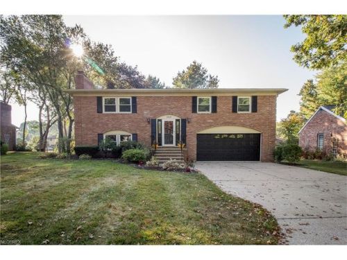 1000 Chapel Rdg, Canton, OH 44714-2752