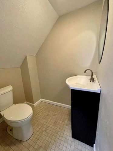 510 Barbara Dr, Pittsburgh PA  15227-4404 exterior