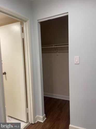 5616 Bloomfield Dr, Alexandria VA 22312-2566 exterior