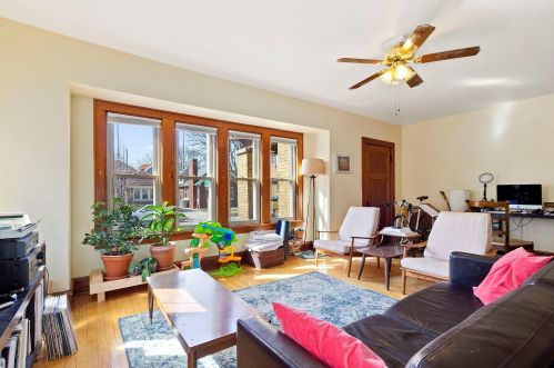 2336 55th St, Milwaukee, WI 53219-2210