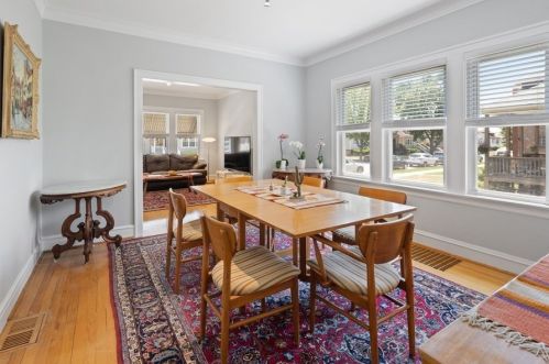 4560 Mcvicker Ave, Chicago IL  60630-3122 exterior