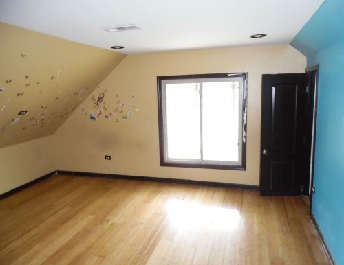 1318 6 Ave, Broadview IL 60153-2062 exterior