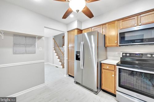 3223 Pinewyn Cir, Lancaster PA exterior