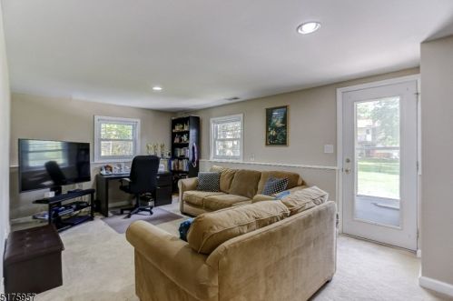 174 Harrison Rd, Parsippany NJ 07054-2547 exterior