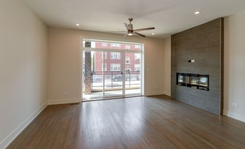 3616 Diversey Ave, Chicago, IL 60647