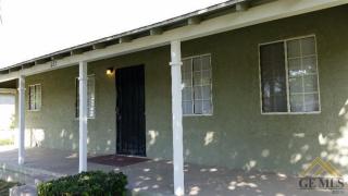 213 Donna Ave, Bakersfield CA  93304-3230 exterior