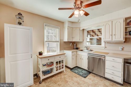 4112 Woodland Ave, Chester PA 19015-1628 exterior