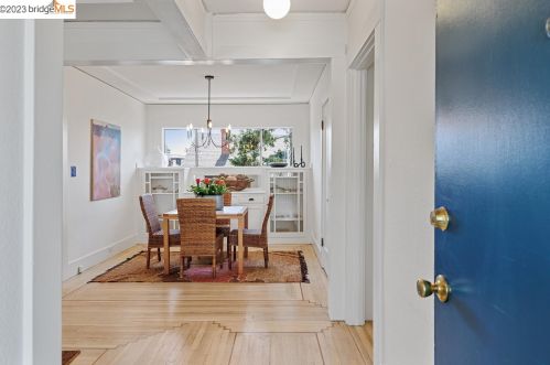 1256 Russell St, Berkeley, CA 94702-2424