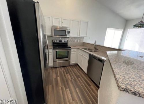 1782 Palm Beach Dr, Chandler AZ  85249-8716 exterior