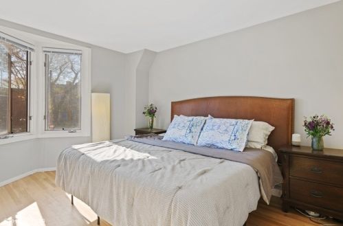 2145 Lincoln Ave, Chicago IL 60614-4510 exterior