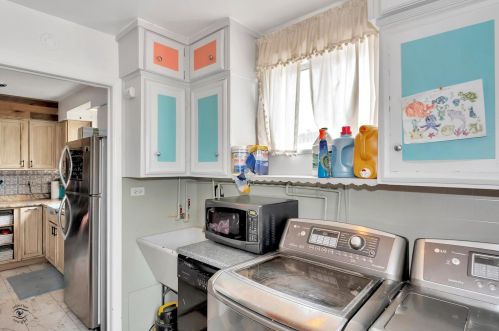 11542 Kolin Ave, Chicago IL 60803-2139 exterior