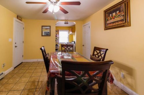 417 Charles St, Providence RI 02904-1307 exterior