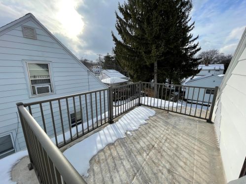 5921 64th St, Milwaukee WI  53218-1921 exterior