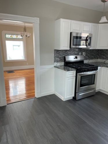 28 Wilmont, Springfield MA 01108-1823 exterior