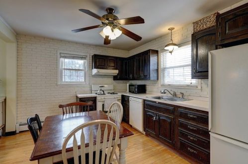 12 Lennon St, Providence RI 02908-1914 exterior