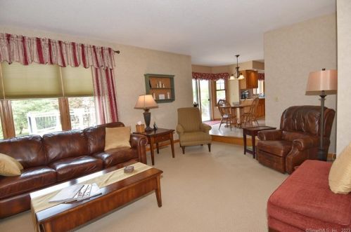 3 Ajellos Farm Rd, Seymour CT 06483-2363 exterior