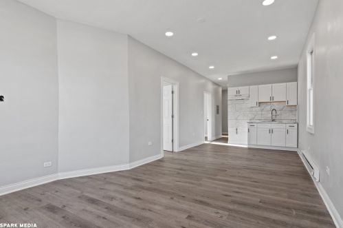 12000 Pr Ave, Chicago IL 60628-6725 exterior