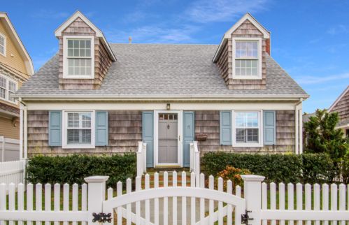 27 Goetze St, Point Pleasant Beach NJ  08742-5303 exterior