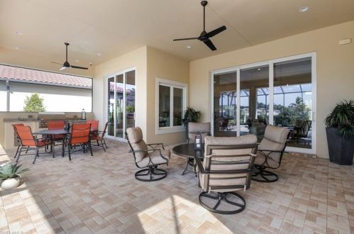 16795 Cabreo Dr, Naples FL 34110-3271 exterior