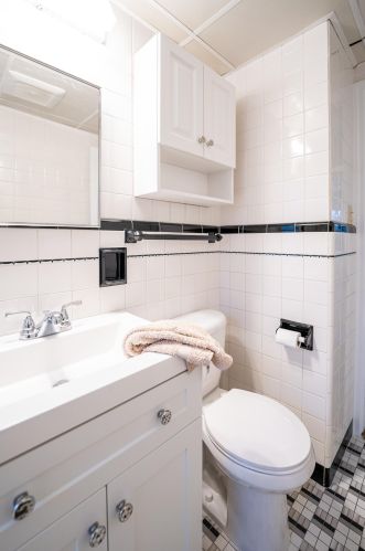 3806 53, Milwaukee WI 53216-2202 exterior