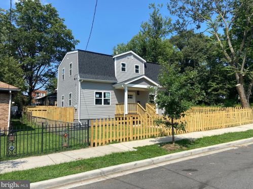 4234 Dix St, Washington DC  20019-3436 exterior