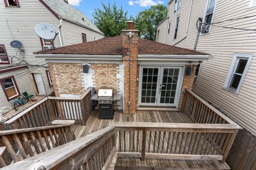 2172 Mango Ave, Chicago IL 60639-2312 exterior