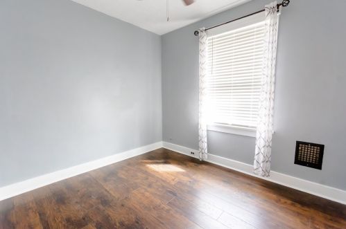 1338 Straka St, Pittsburgh PA 15204-2423 exterior