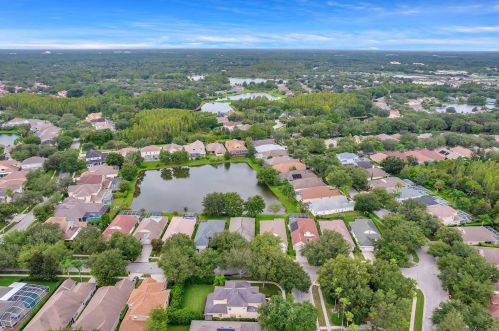 10246 Evergreen Hill Dr, Tampa FL 33647-2944 exterior