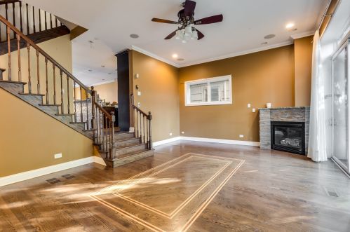 2208 Rockwell St, Chicago IL  60647-3004 exterior