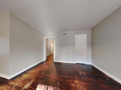 6725 Ascot Ln, Dallas TX  75214-1628 exterior