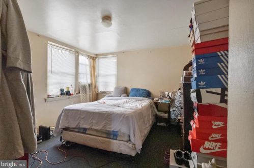 7935 Gilbert St, Philadelphia PA 19150-2501 exterior