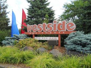 101 Blake Rd, Hopkins MN  55343-8208 exterior