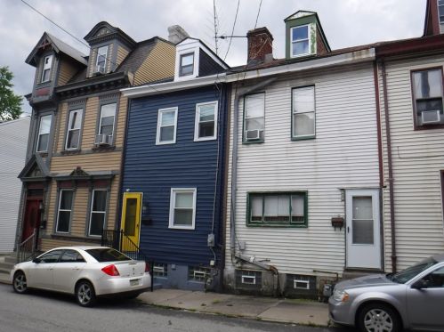 1825 Lowrie St, Pittsburgh, PA 15212-3617