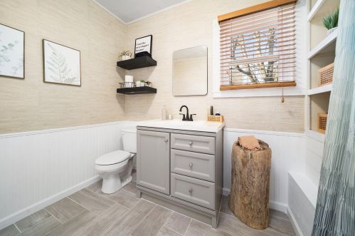 214 Woodward Ave, Big Rapids MI  49307-1750 exterior