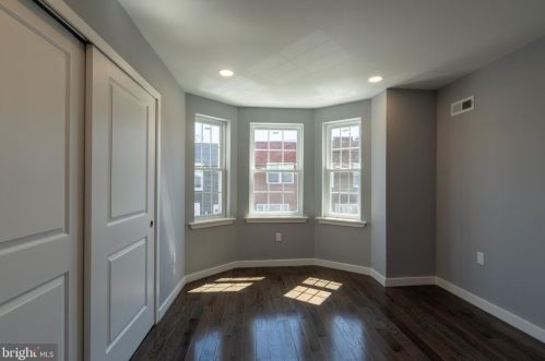 2010 23 St, Philadelphia PA 19145-2704 exterior