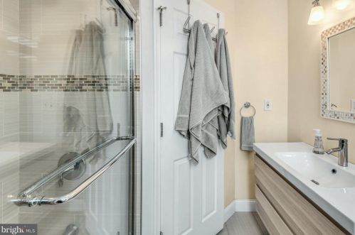 1740 Ellsworth St, Philadelphia PA  19146-3012 exterior