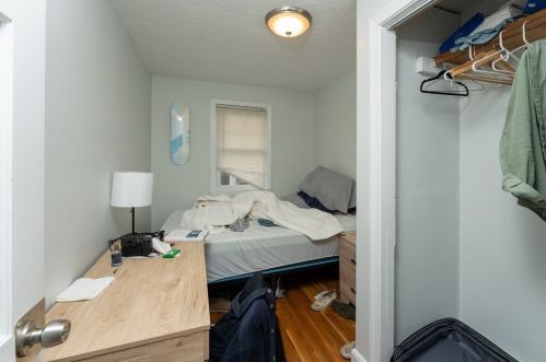 442 4 St, Boston MA 02127-2653 exterior