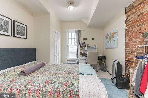 206 S St, Washington DC  20002-1571 exterior