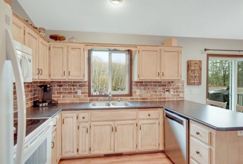 5352 16 St, Princeton MN 55371-6173 exterior