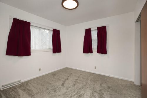 205 Grant Ave, Three Rivers MI 49093-2258 exterior