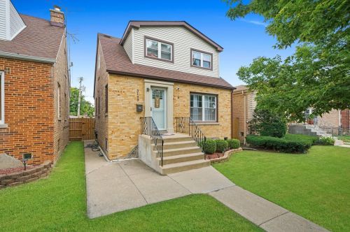 3143 Oak Park Ave, Chicago, IL 60634-4633