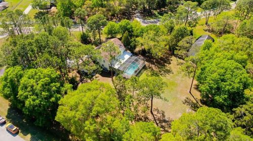 12216 Twin Br Acres Rd, Tampa FL 33626-3711 exterior