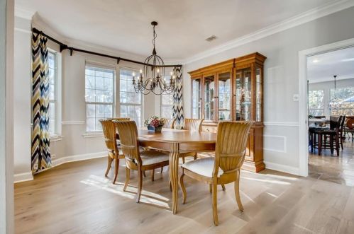 10122 Dianella Ln, Austin TX 78759-3036 exterior