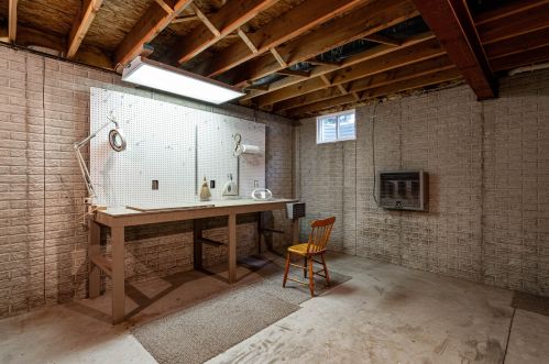 2269 Mangold Ave, Milwaukee WI 53221-4949 exterior