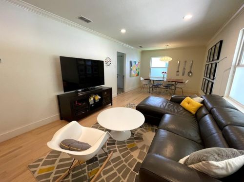 4046 Beechwood Ln, Dallas TX  75220-1858 exterior